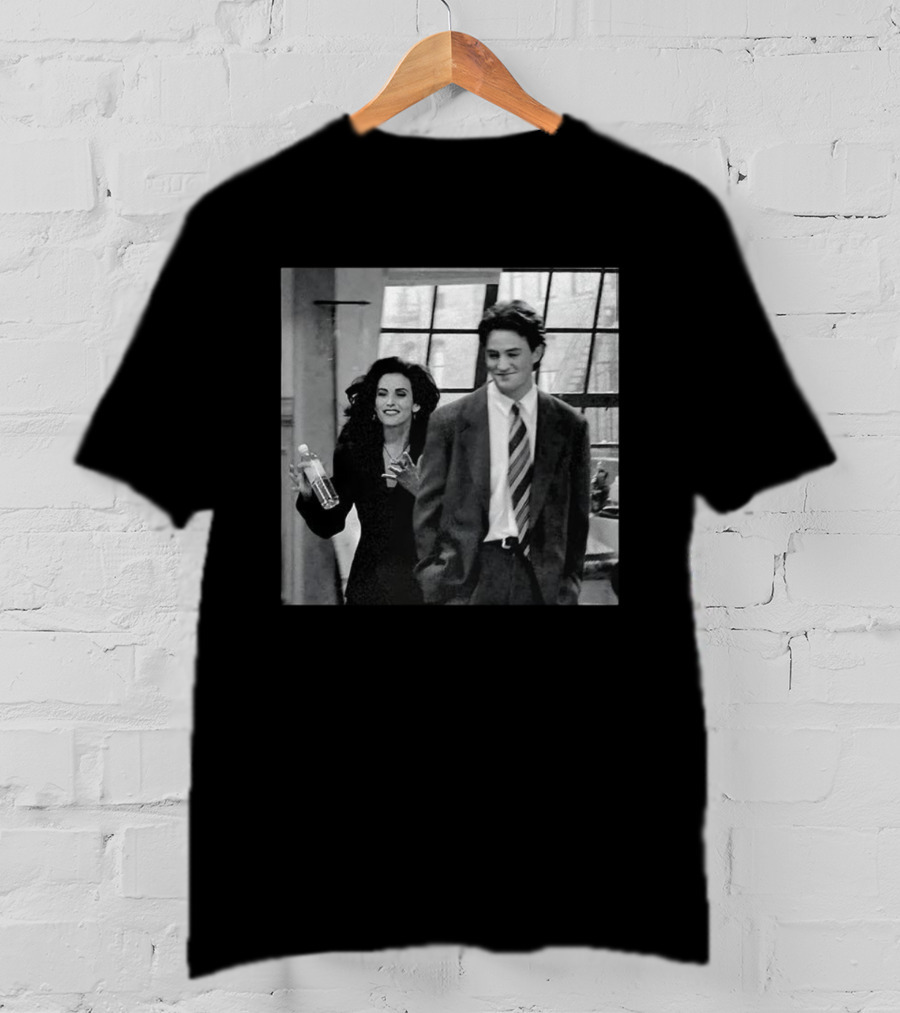 Chandler Bing Courteney Cox Friends 90s Sitcom Vintage T-Shirt