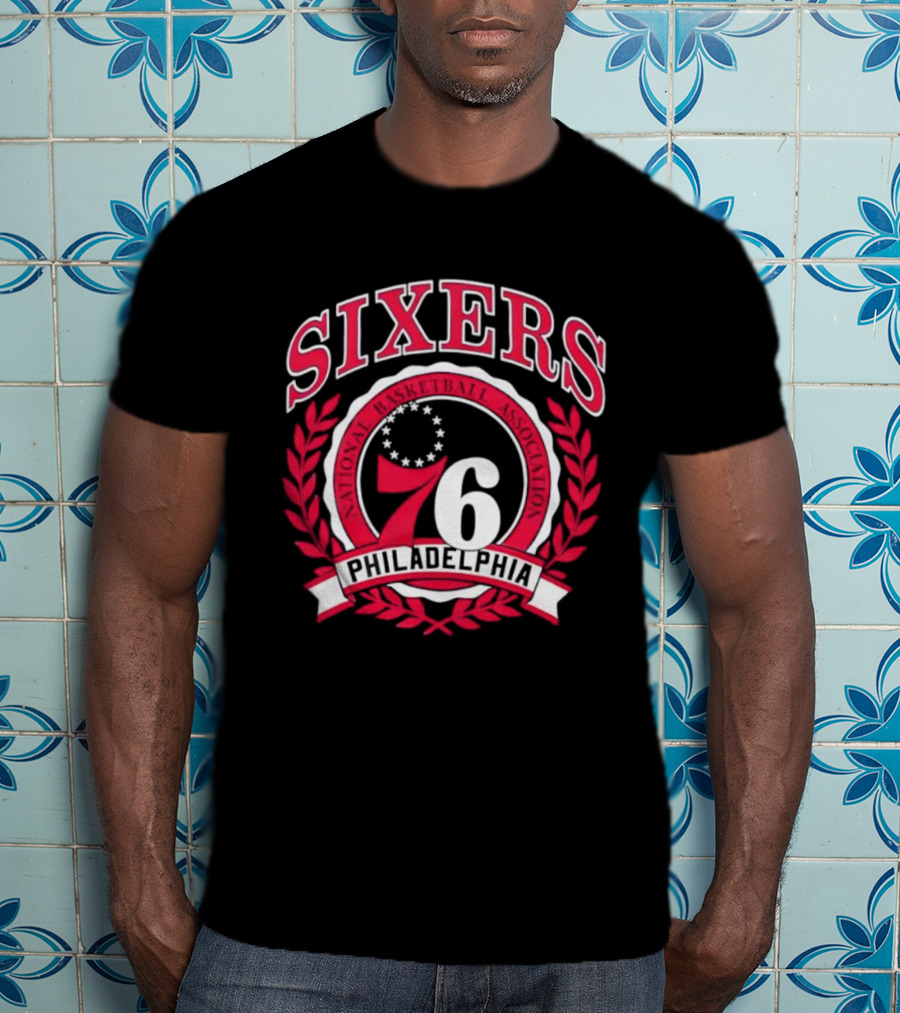 Philadelphia 76 Sixers Basketball Crest T-Shirt