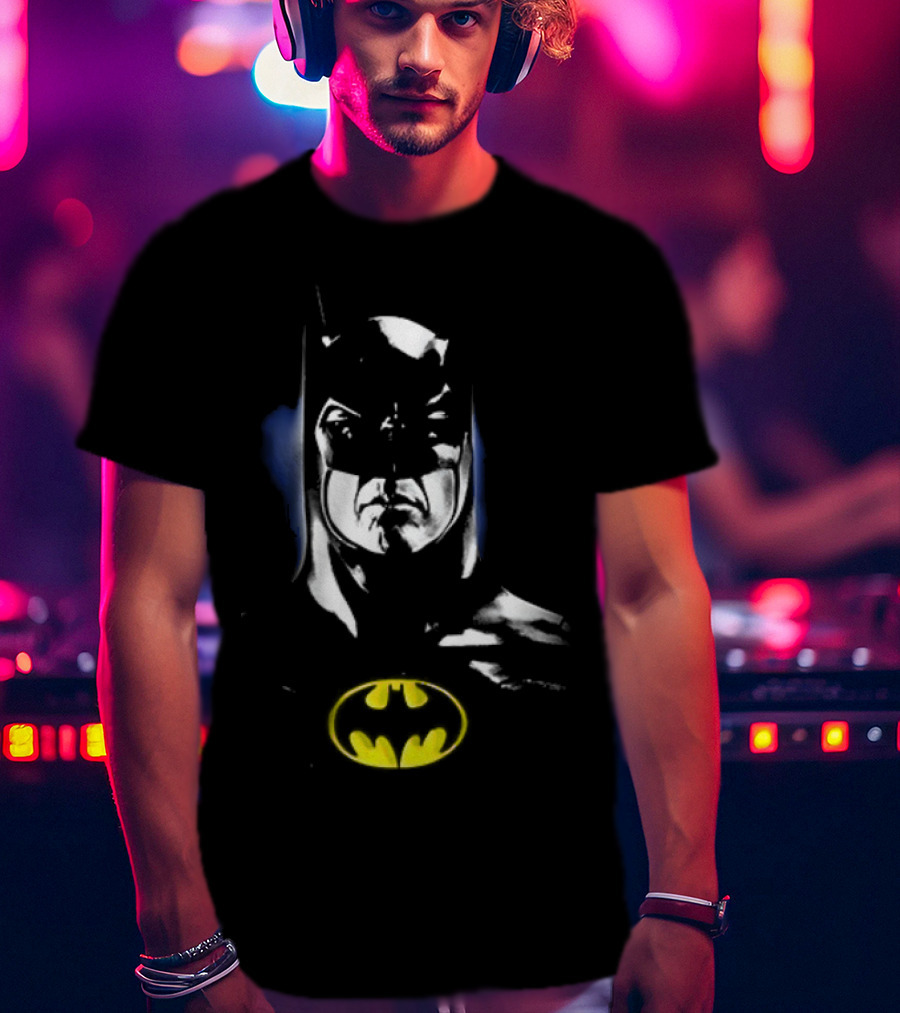 Batman Keaton Vintage Portrait Retro Style T-Shirt