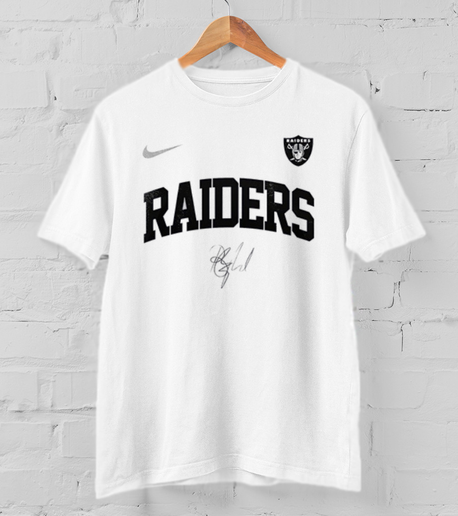 Las Vegas Raiders Barry Manilow Signature Once Before I Go T-Shirt
