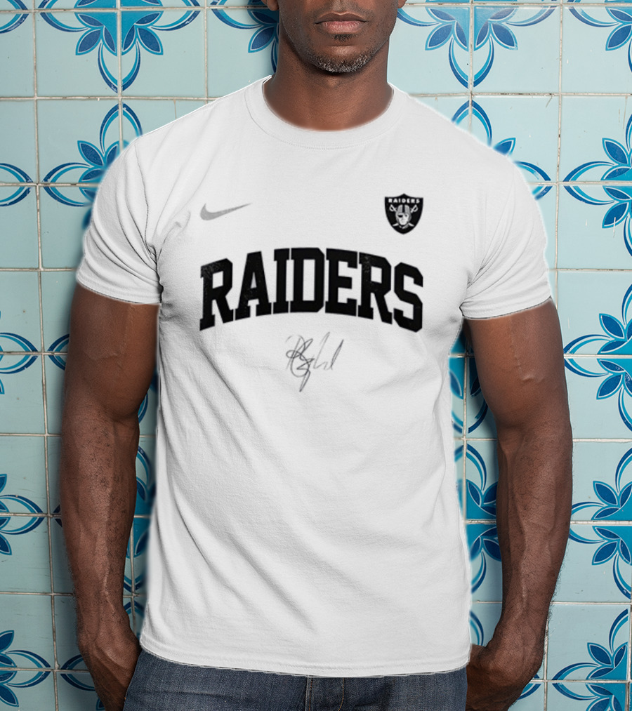 Las Vegas Raiders Barry Manilow Signature Once Before I Go T-Shirt