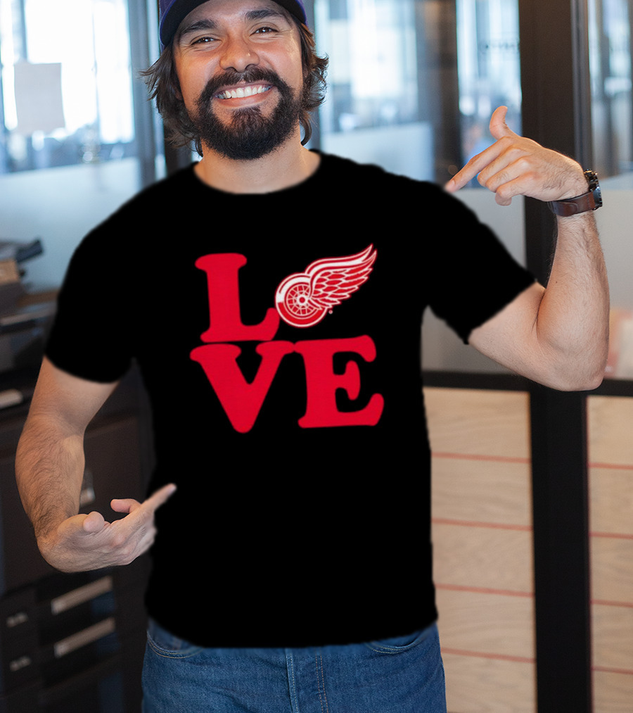 LOVE Detroit Red Wings Red Wings Stylish Iconic Fan Design T-Shirt
