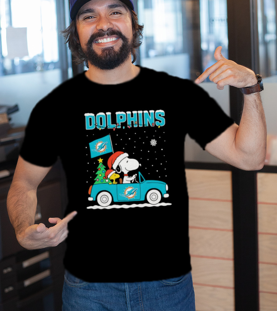 Snoopy WoodStock Santa Christmas Miami Dolphins Car Holiday Scene T-Shirt