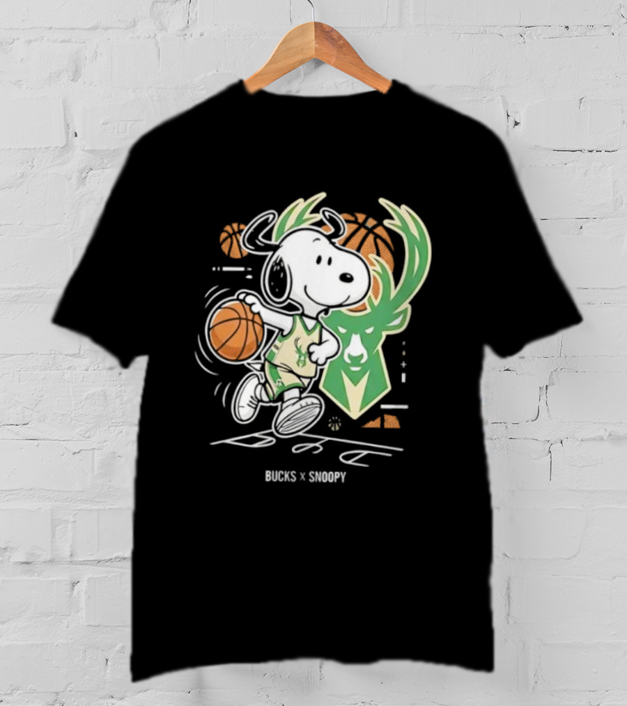 Milwaukee Bucks Snoopy Peanuts NBA Basketball Graphic T-Shirt