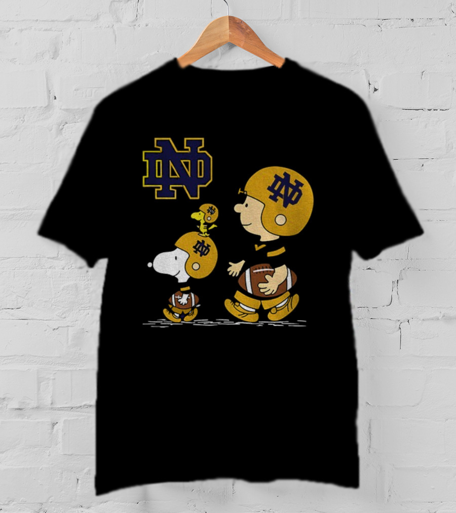 Snoopy Peanuts Notre Dame Fighting Irish Football 2025 Fan Collection T-Shirt