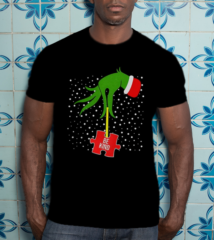 Be Kind Grinch Hand Holding Christmas Autism Awareness Puzzle Piece T-Shirt