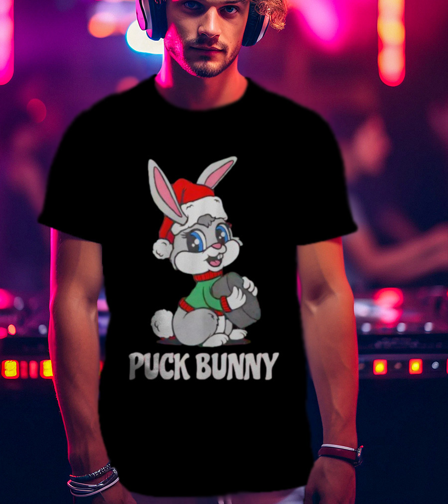 Puck Bunny Christmas Festive Holiday Hockey Rabbit In Santa Hat T-Shirt