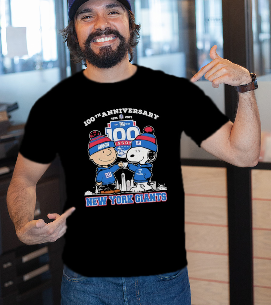 Snoopy And Charlie Brown New York Giants 100th Anniversary 1925 To 2025 T-Shirt