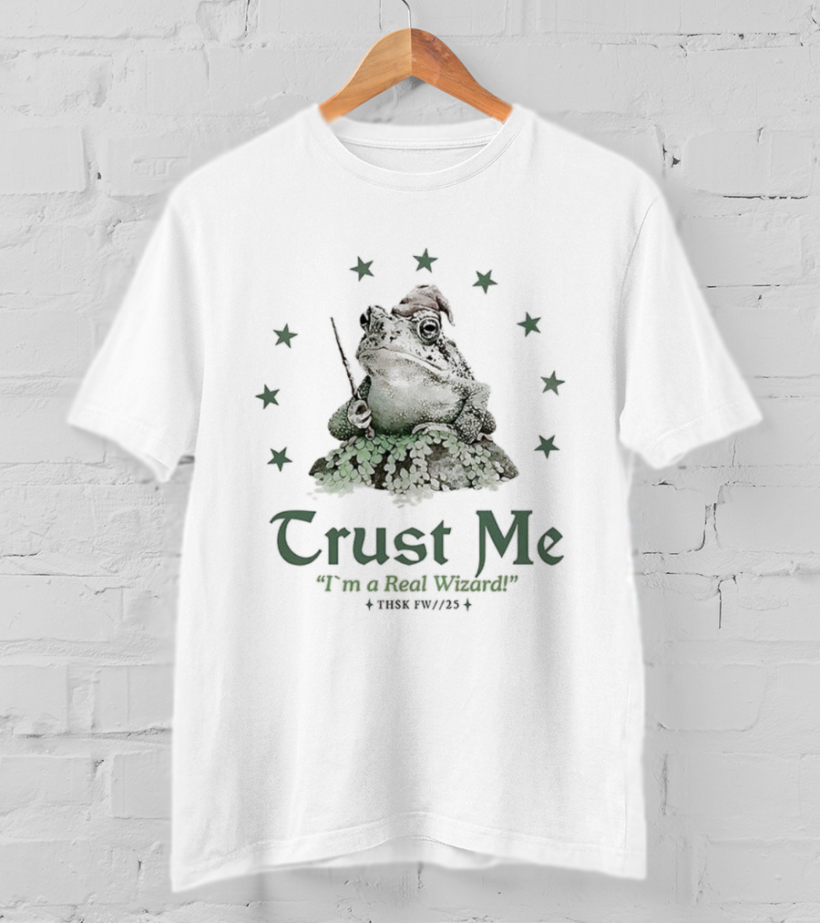 Trust Me Frog I'm A Real Wizard Magical Starry Frog Wizardry T-Shirt
