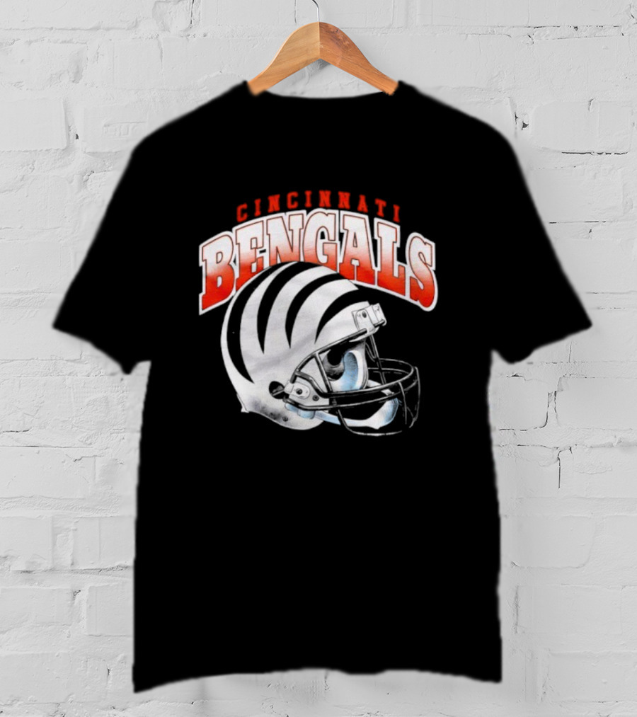 Cincinnati Bengals Gradient Helmet T-Shirt
