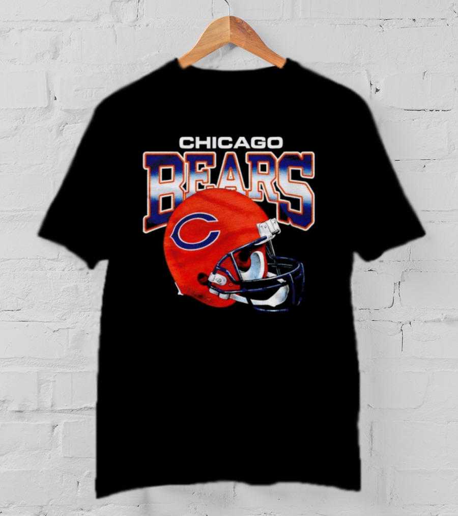 Chicago Bears Gradient Helmet Classic Team Spirit Gear T-Shirt