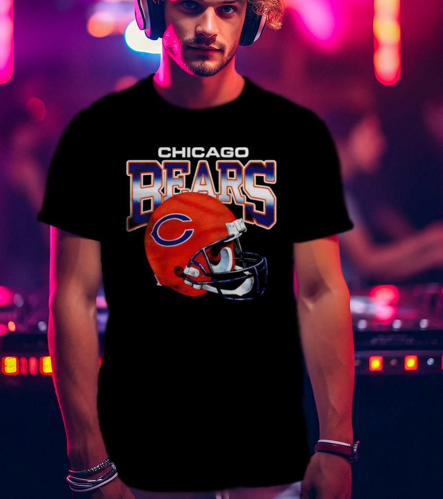 Chicago Bears Gradient Helmet Classic Team Spirit Gear T-Shirt