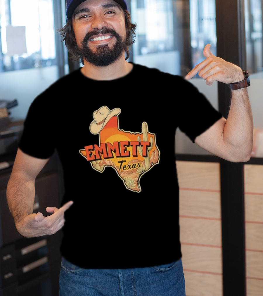 Emmett Texas Cowboy Hat Cactus Sunset Vintage Desert Scene T-Shirt