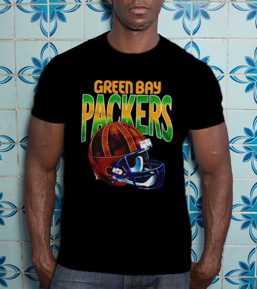 Green Bay Packers Vintage Helmet Gradient Style T-Shirt