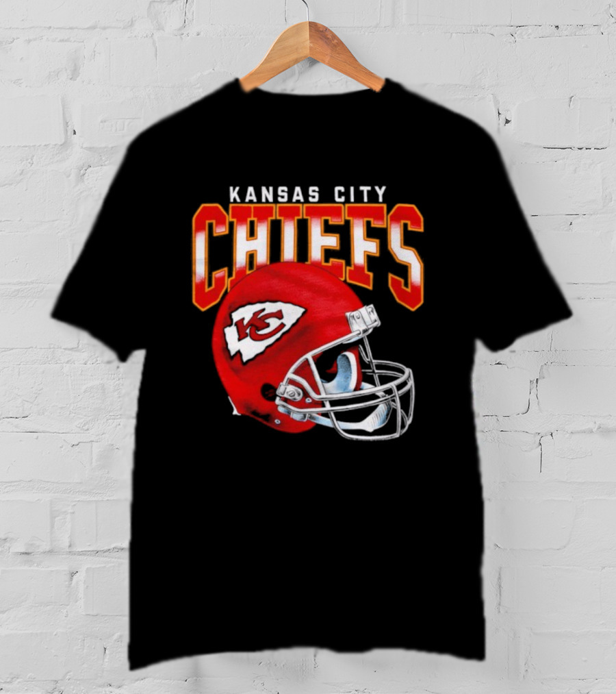 Kansas City Chiefs Red Helmet Gradient Football Icon Chiefs T-Shirt