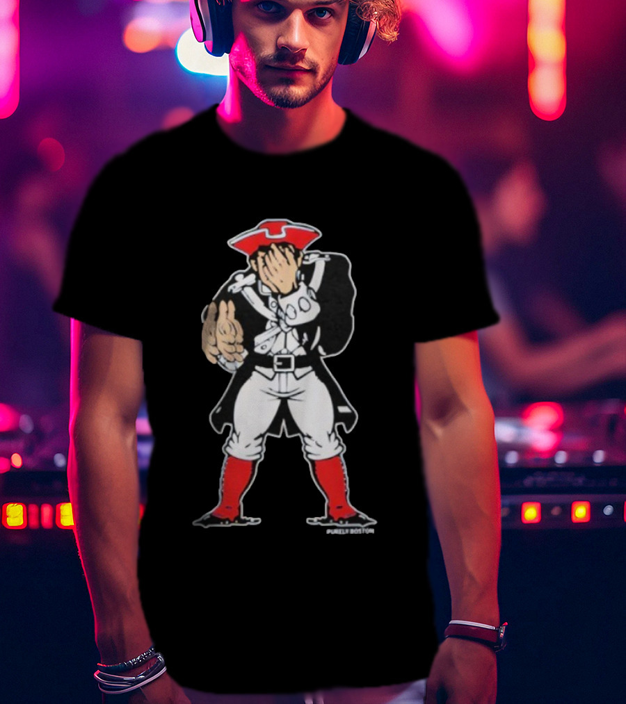 Pats Victory Hand Facepalm New England Patriots NFL Vintage Character T-Shirt