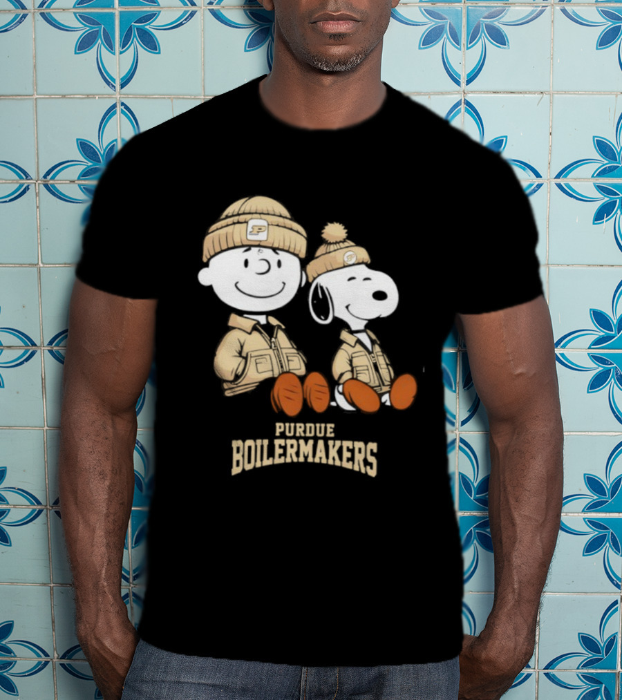 Purdue Boilermakers Snoopy Charlie Brown Peanuts Characters Vintage Style Collaboration T-Shirt