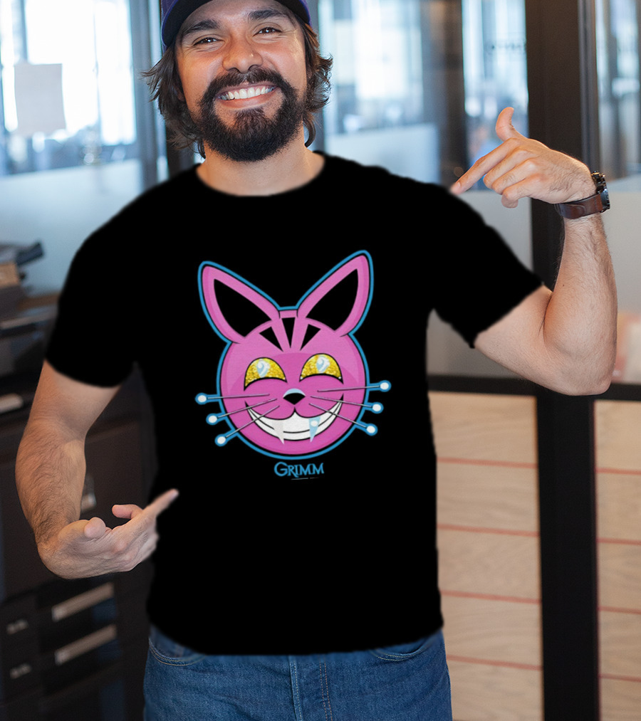 Grimm Retchid Kat Pink Cartoon Face With Yellow Eyes And Blue Whiskers T-Shirt
