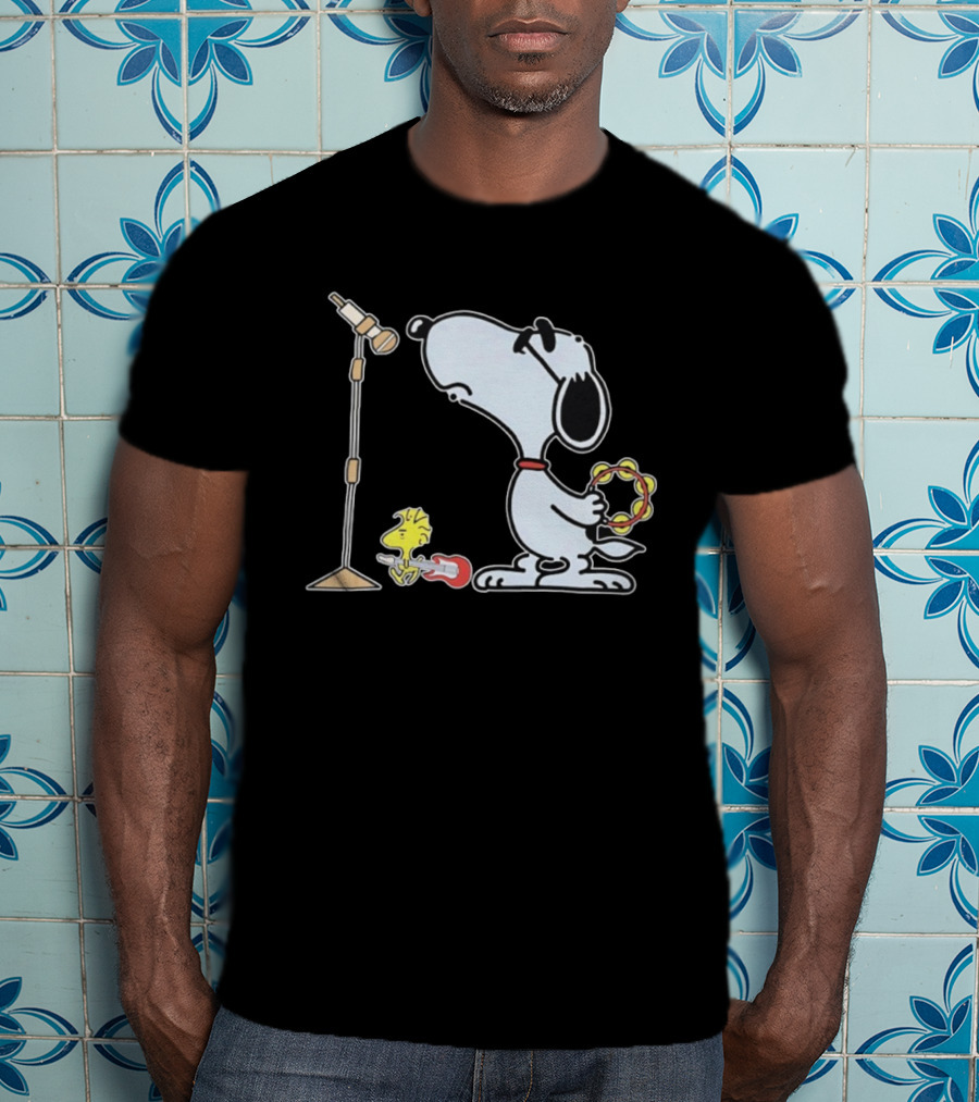 Oasis Snoopy And Woodstock Rock Band Peanuts Tambourine Guitar Microphone T-Shirt