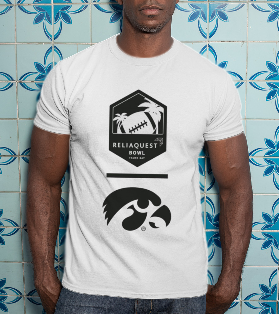 Iowa Hawkeyes Reliaquest Bowl Tampa Bay Football Palm Trees T-Shirt