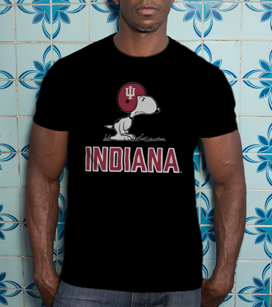 Indiana Hoosiers Snoopy Peanuts Football 2025 T-Shirt