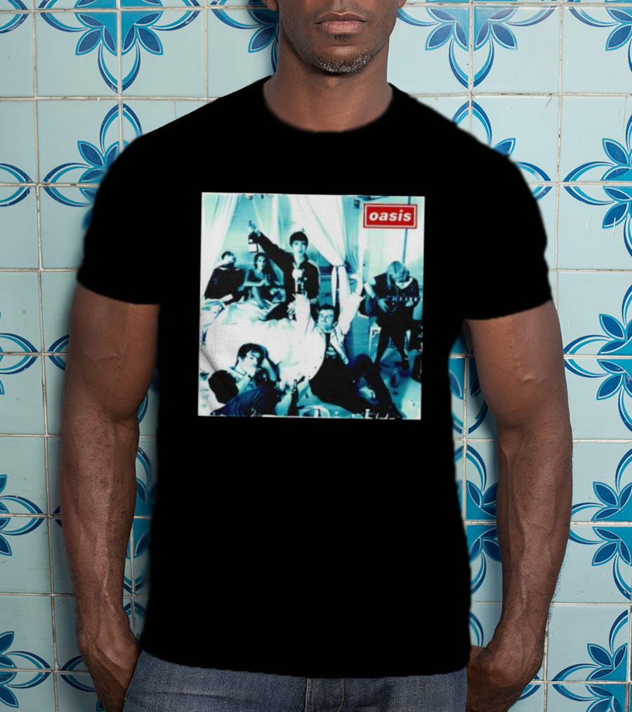 Oasis Cigarettes & Alcohol Vintage Band Photo Iconic Music Style T-Shirt