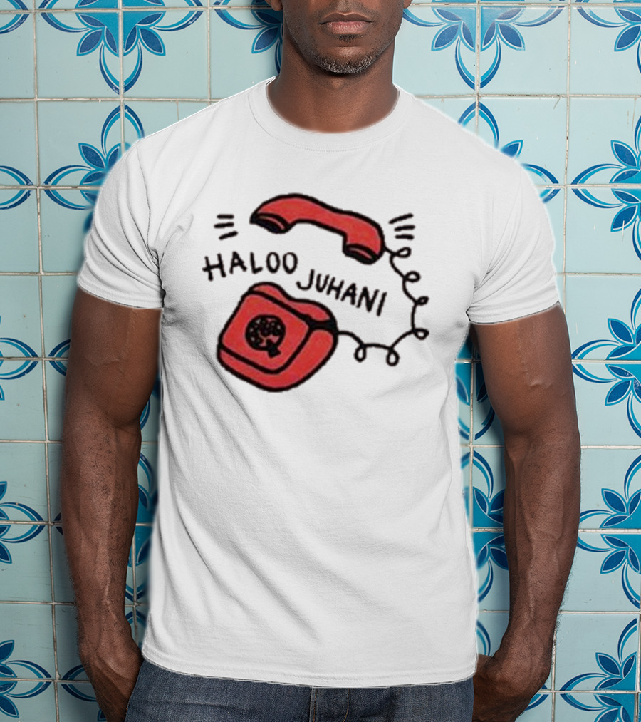 Haloo Juhani Retro Red Telephone Art T-Shirt