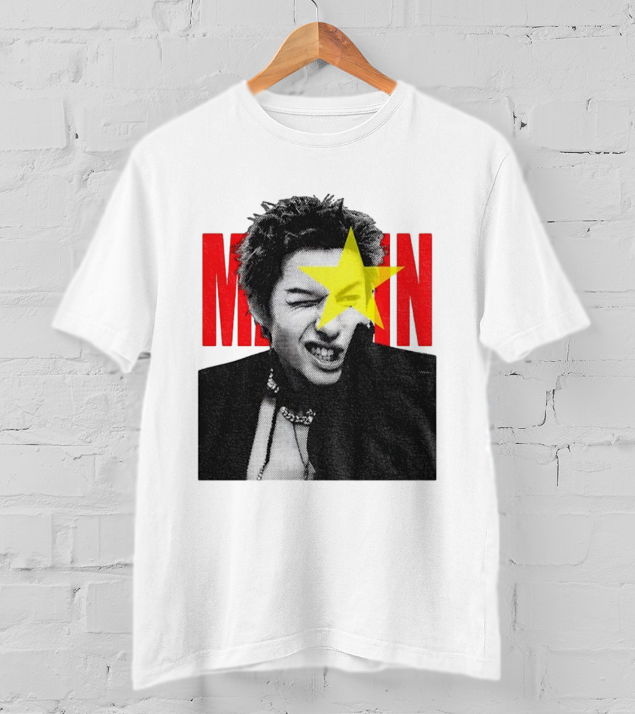 Martin Cortis Vintage Kpop Star 90s Style Iconic Yellow Star T-Shirt