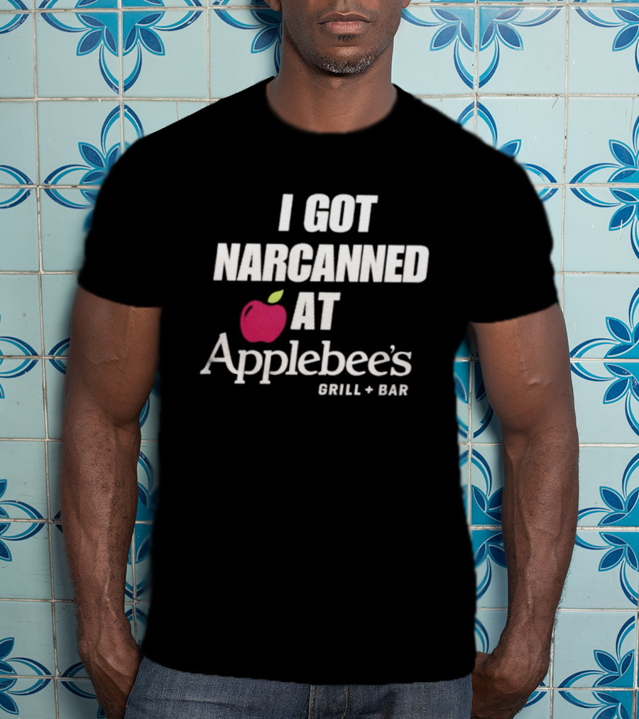Wearable Humor 'I Got Narcanned At Applebee's Grill Bar' T-Shirt