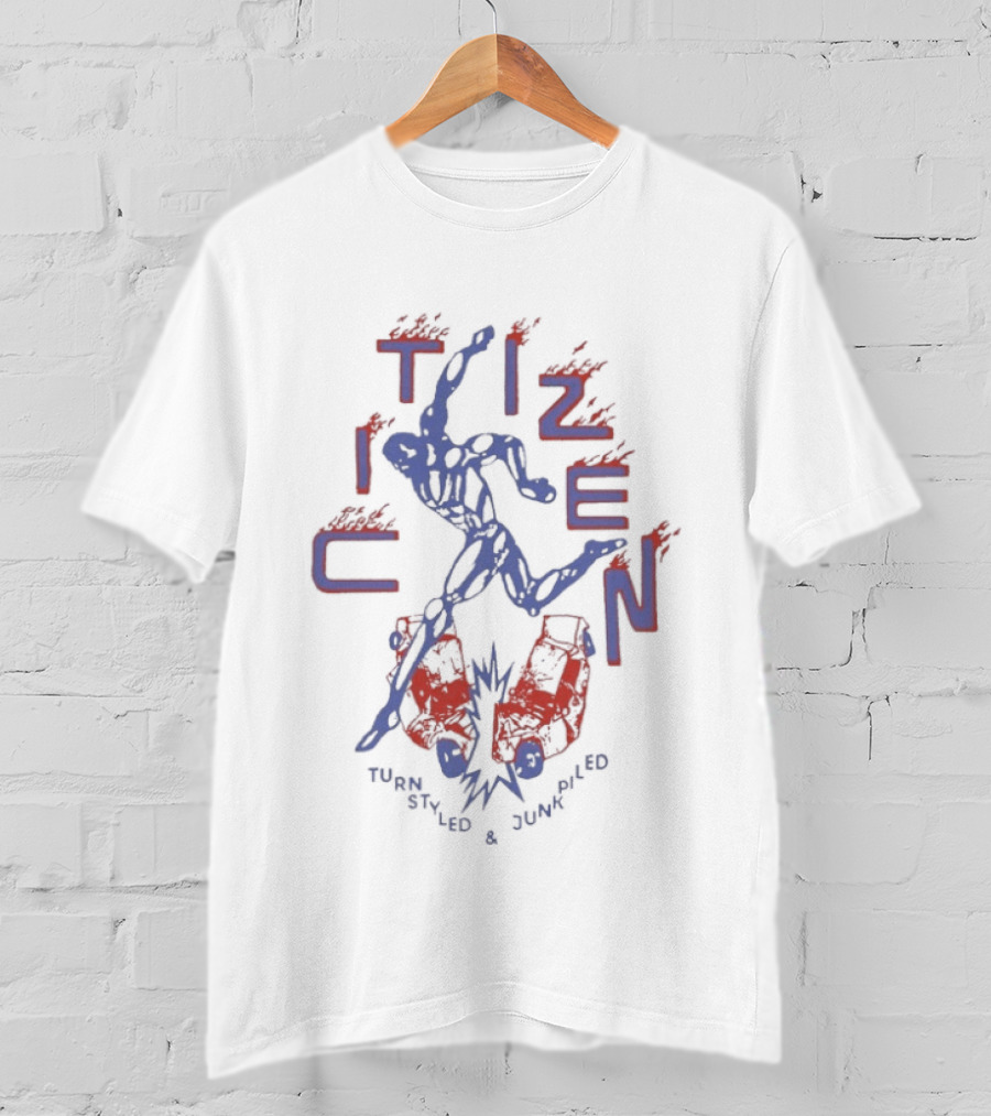 Citizen Turn Styled And Junkpile Kicking Dynamic Blue Red Figures T-Shirt