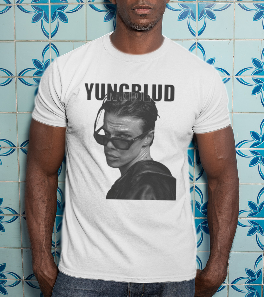YUNGBLUD Sunglasses Cool Pose T-Shirt