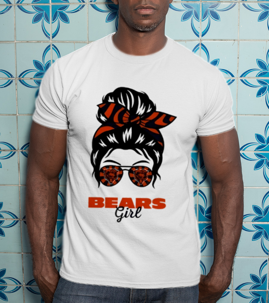 Chicago Bears Girl Messy Bun Glasses Football Fan T-Shirt