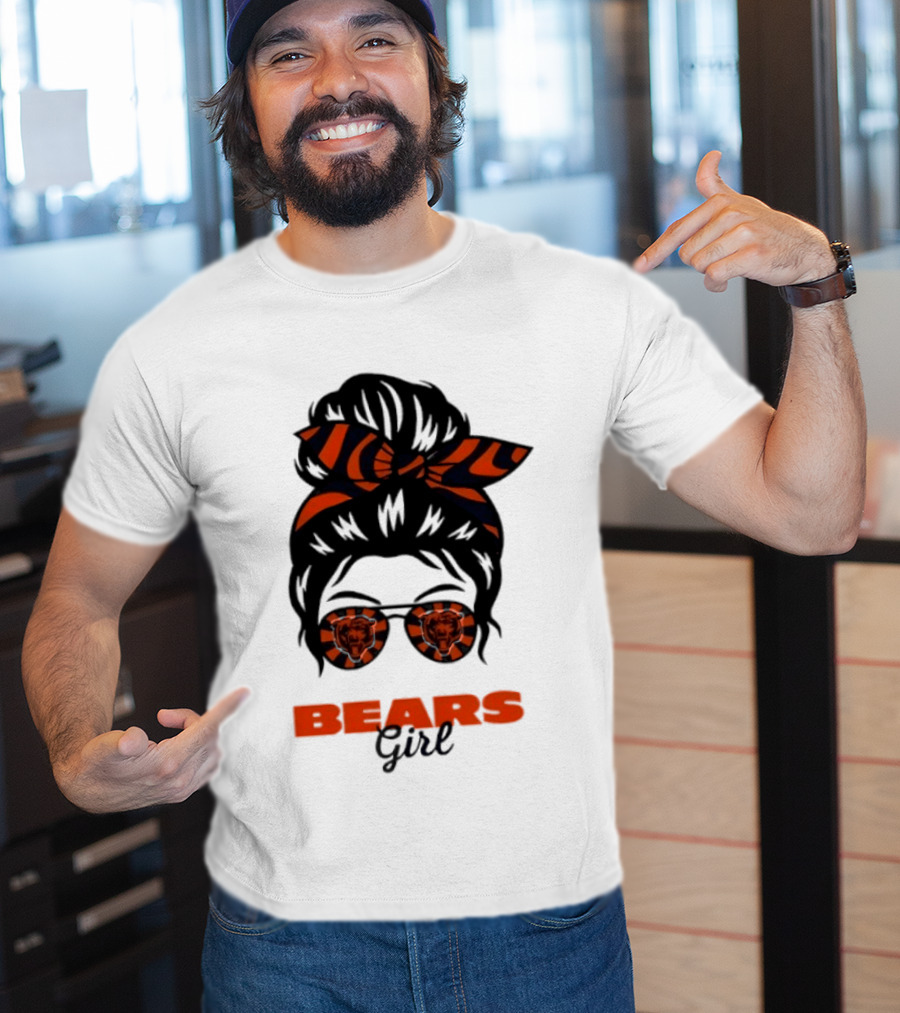 Chicago Bears Girl Messy Bun Glasses Football Fan T-Shirt