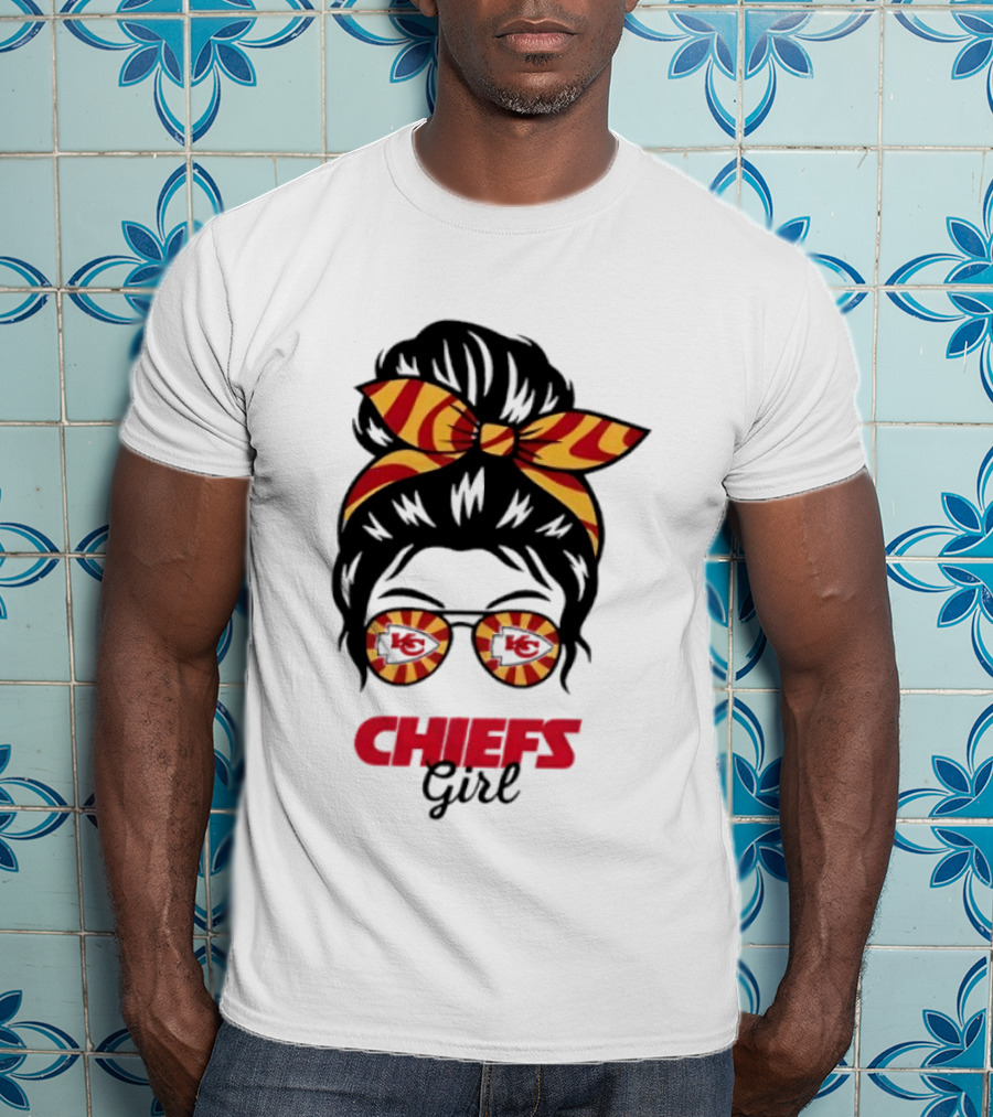 Kansas City Chiefs Girl Messy Bun With Striped Bow And Glasses T-Shirt