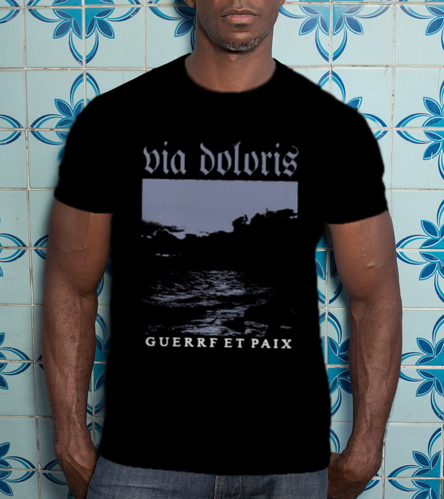 Via Doloris Guerre Et Paix Oceanic Twilight Scene T-Shirt