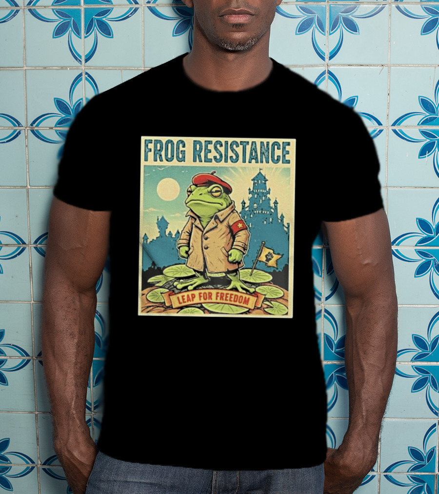 Classic Frog Resistance Leap For Freedom Castle Beret Moonlight Lily Pads T-Shirt