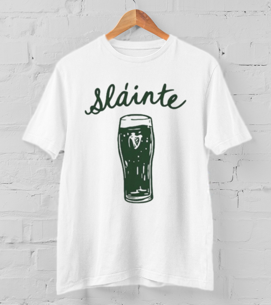 St. Patrick's Day Sláinte Irish Pint Glass Cheers T-Shirt
