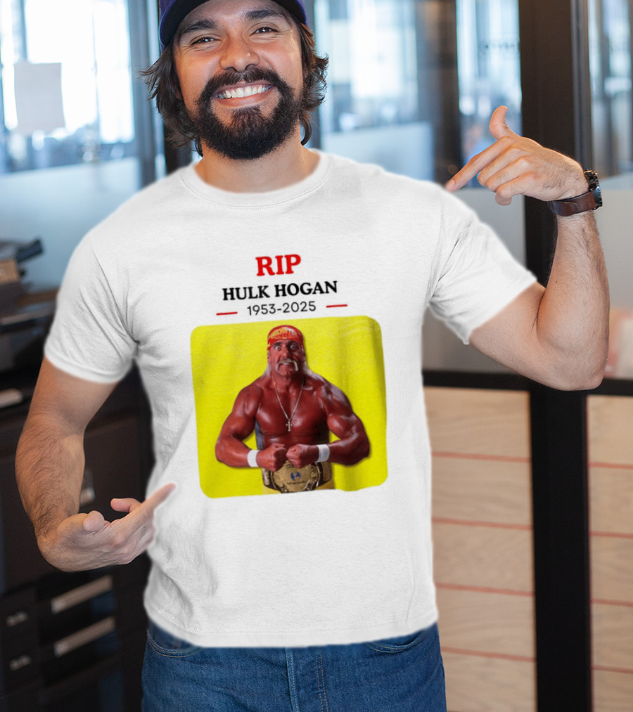 RIP Hulk Hogan 1953 2025 Wrestling Legend T-Shirt