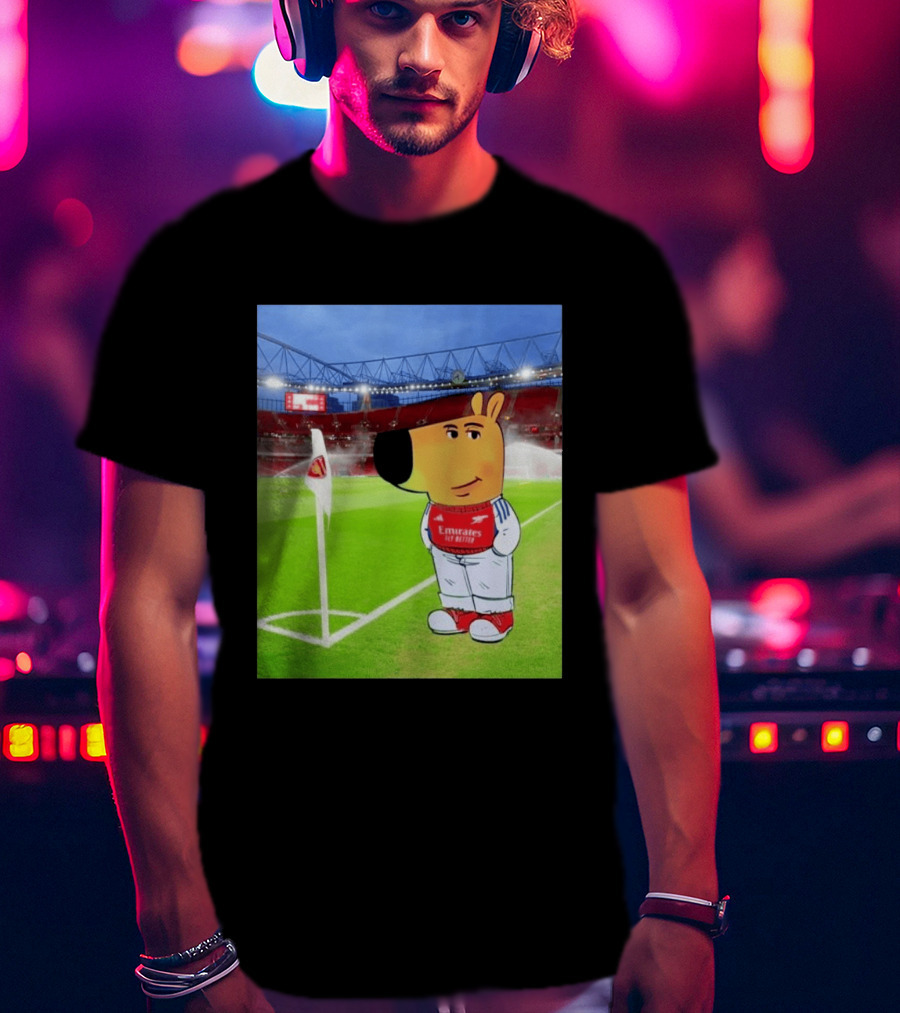 Chill Cartoon Dog In Arsenal Kit At Stadium Awaiting UCL Victory T-Shirt