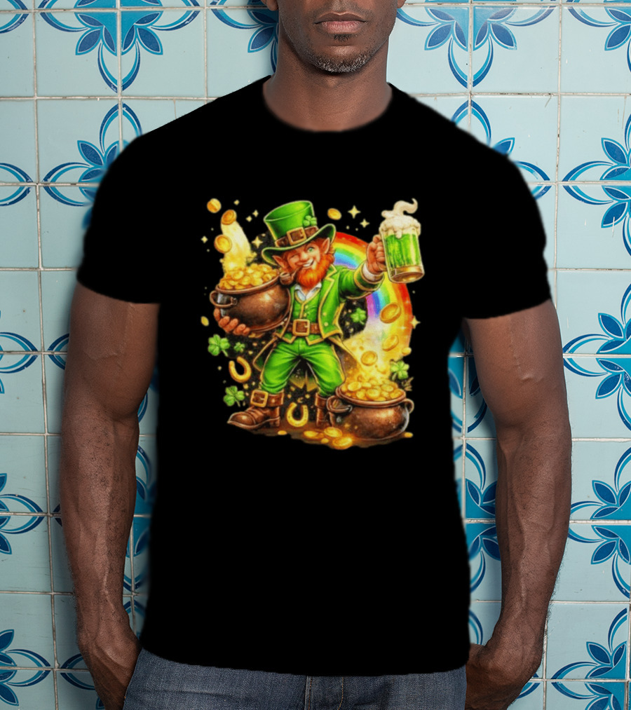 St Patricks Day Irish Leprechaun Cheers With Pot Of Gold And Rainbow Luck T-Shirt