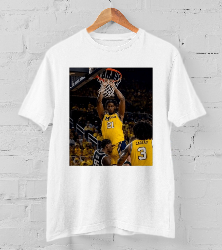 Morez Johnson Jr. Dunk Michigan Vs Carr Cadeau Basketball Moment T-Shirt