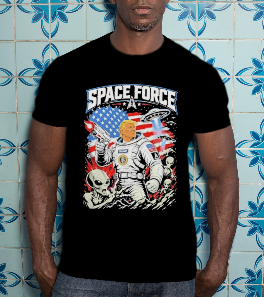 Space Force Trump Alien UFO America Flag Astronaut T-Shirt