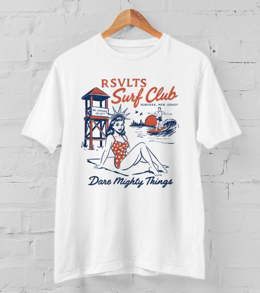 RSVLTS Surf Club Hoboken New Jersey Dare Mighty Things Statue Of Liberty Surfing Vintage Beach Scene T-Shirt