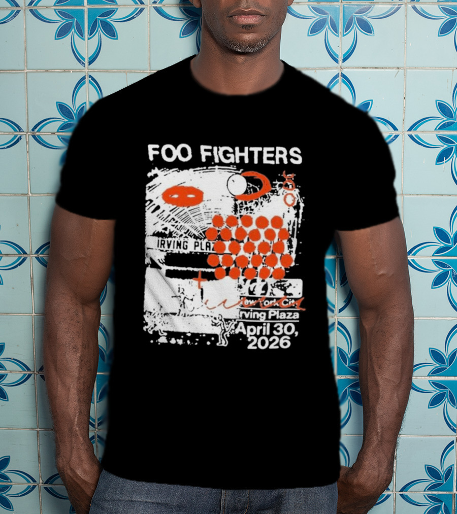 Foo Fighters April 30 New York 2026 Red Dots Abstract T-Shirt