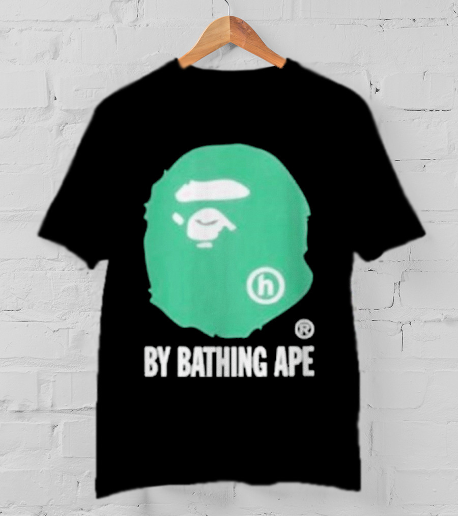 Bape A Bathing Ape Green Big Ape Head Hologram By Bathing Ape And Bapesta Trucker Hat Set 2026 T-Shirt
