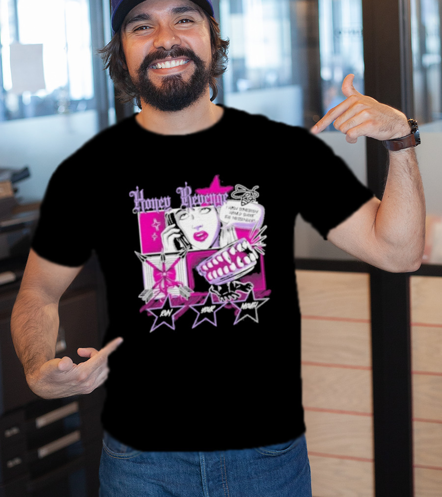 Honey Revenge Comic Style Pink And Black Lips Starburst T-Shirt