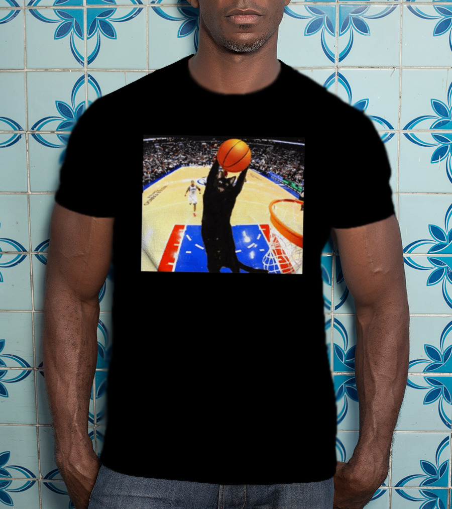 Jarrett Allen Cat Dunking Basketball On Court T-Shirt