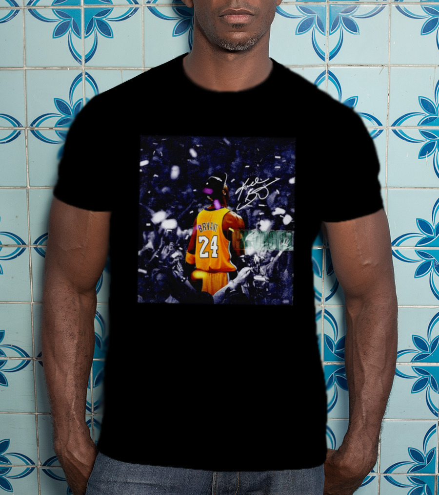 Kobe Bryant Los Angeles Lakers Number 24 Autograph Basketball Fans T-Shirt