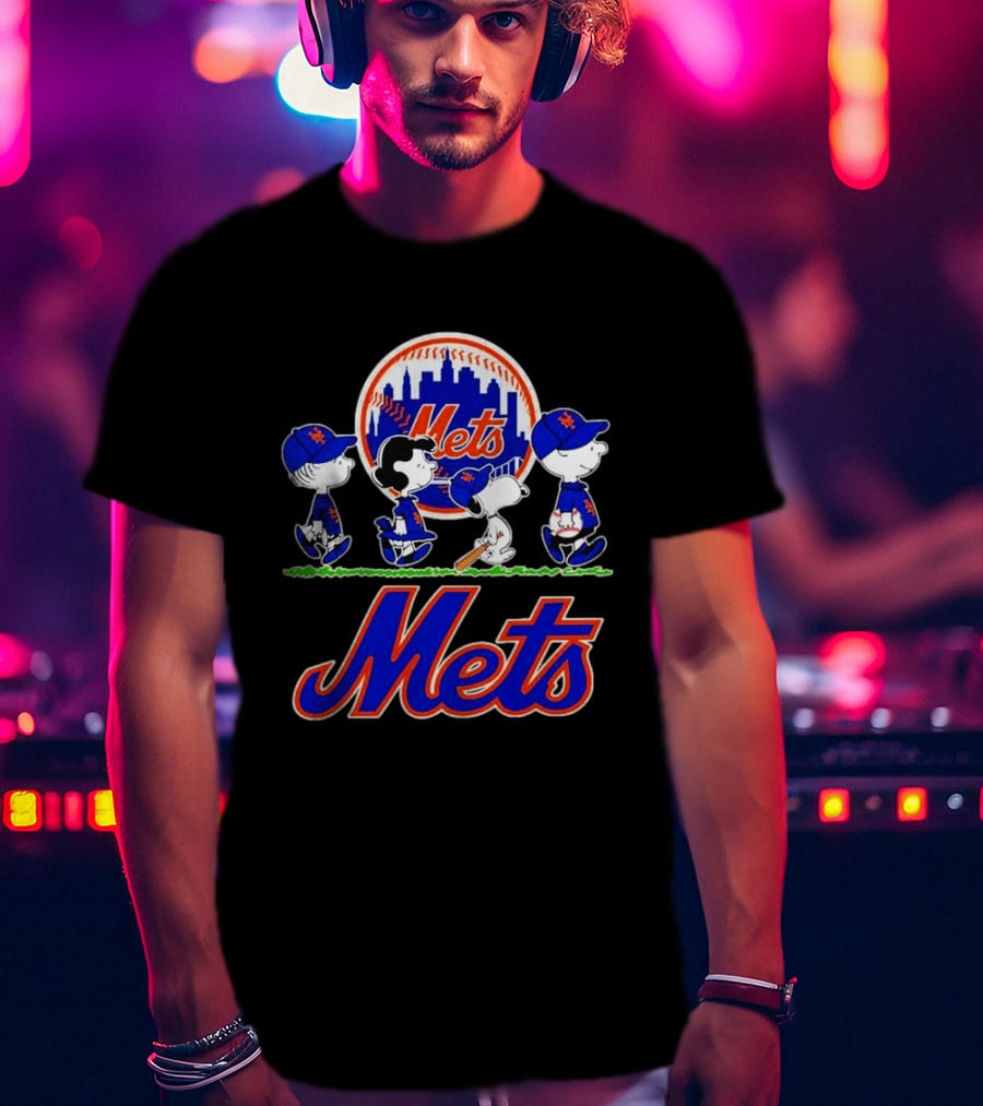 New York Mets Peanuts Abbey Road 2026 Charlie Brown Snoopy Lucy Linus T-Shirt