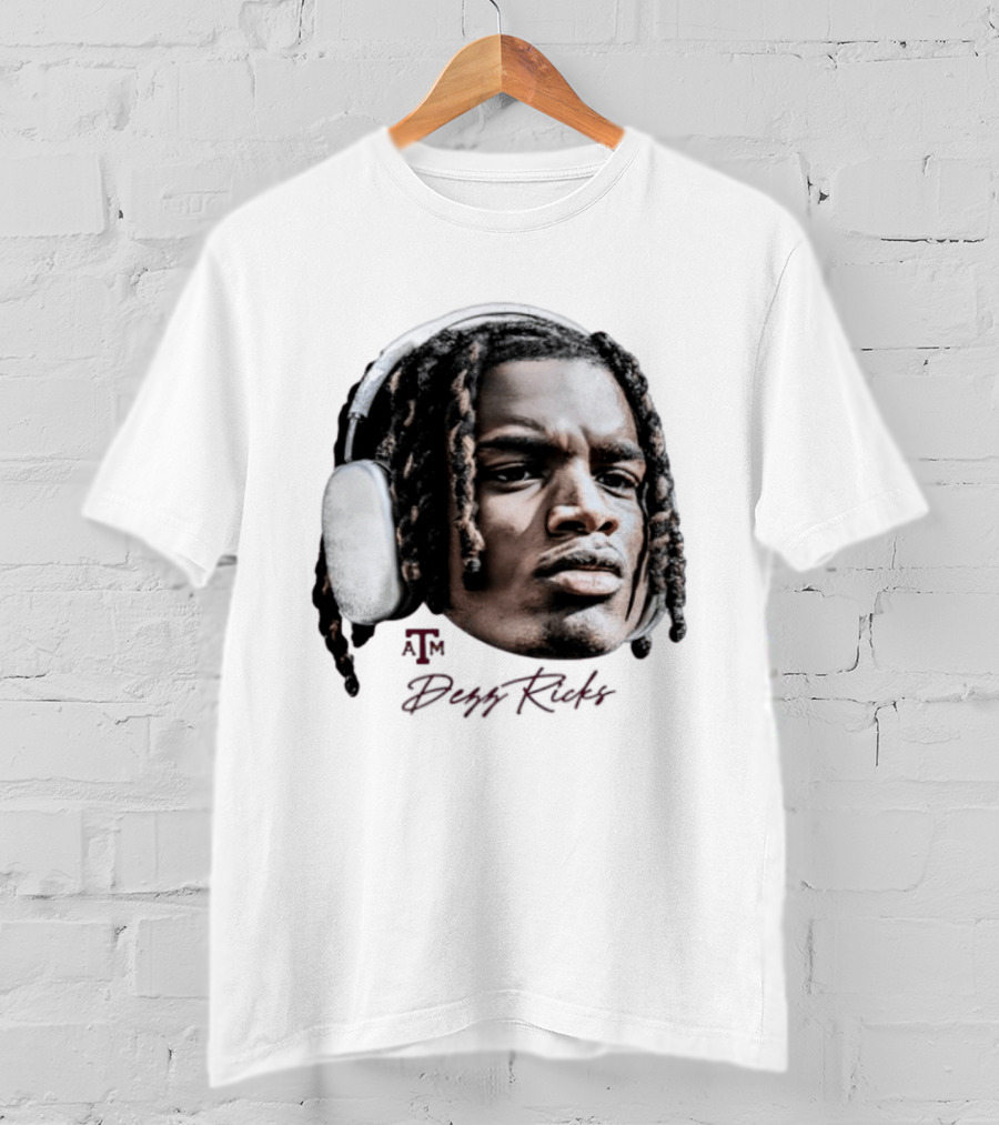 NCAA Football Texas A&M Aggies Dezz Ricks Game Face Headphones T-Shirt